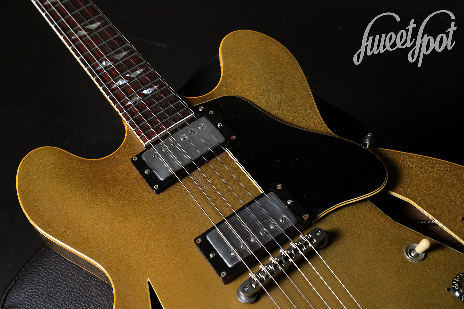 1966-Gibson-Trini-Lopez-ES-335-Gold-09.jpg