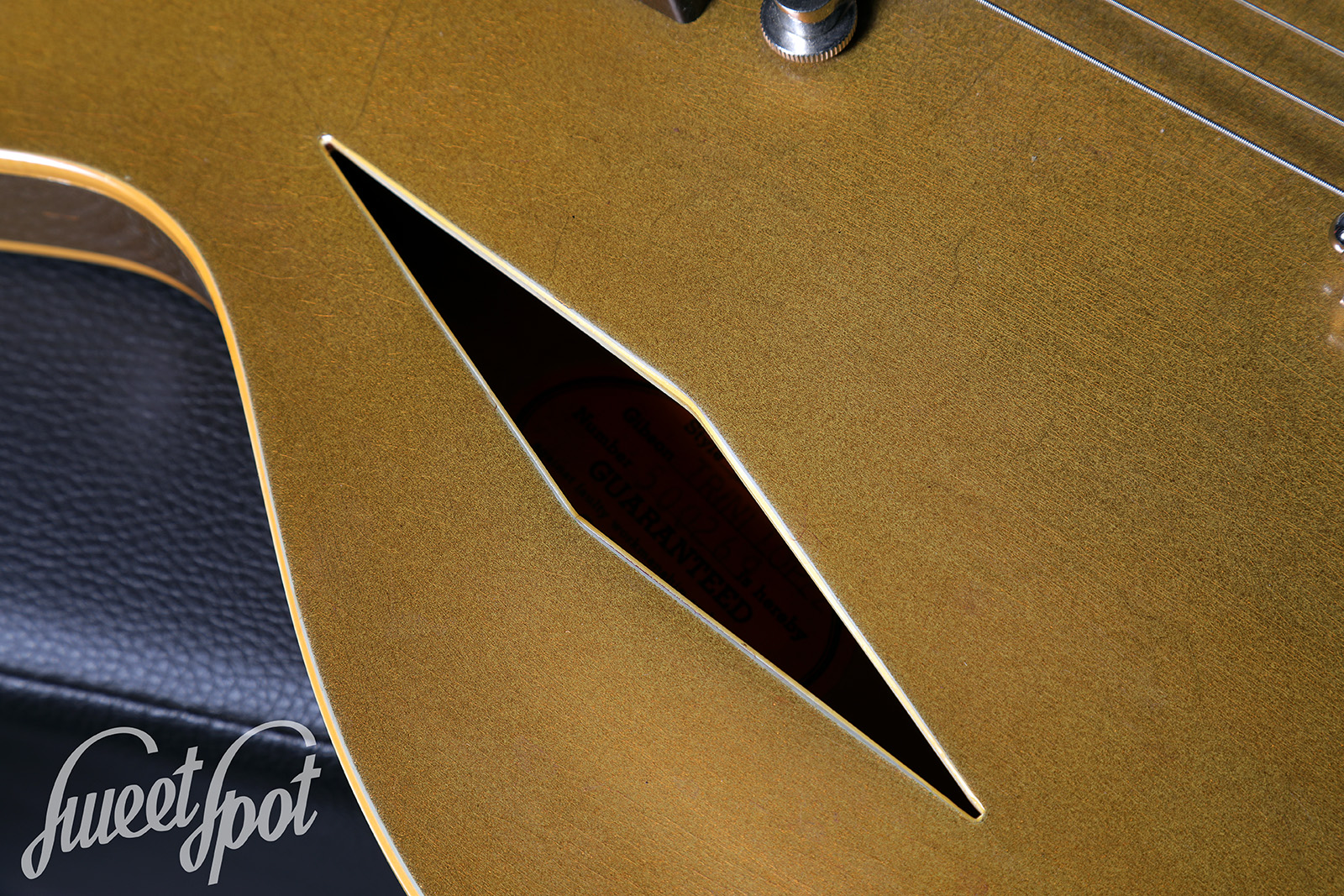 1966-Gibson-Trini-Lopez-ES-335-Gold-11.jpg