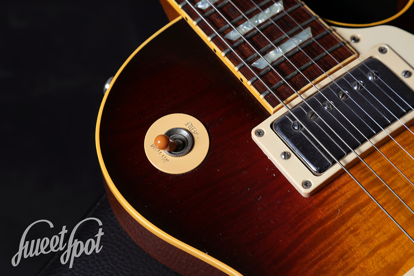 1999-Gibson-Les-Paul-Standard-Historic-Reissue-40th-Anniversary-21.jpg
