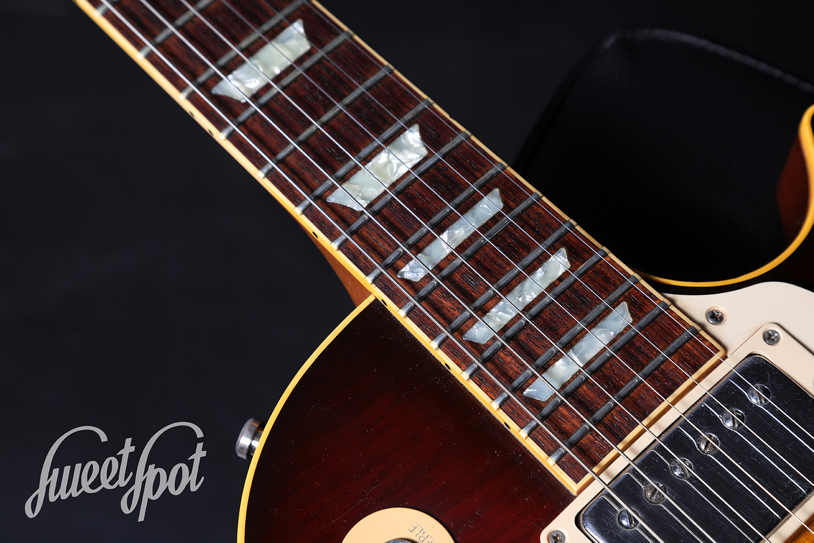 1999-Gibson-Les-Paul-Standard-Historic-Reissue-40th-Anniversary-22.jpg