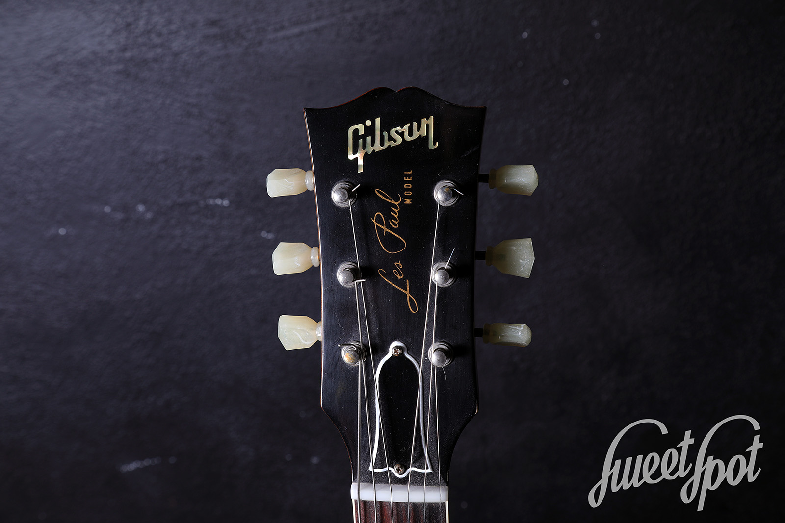 2013-Gibson-Les-Paul-Standard-1958-Historic-Reissue-R8-04.jpg