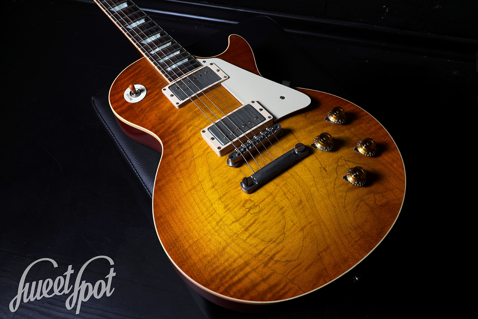 2013-Gibson-Les-Paul-Standard-1958-Historic-Reissue-R8-07.jpg