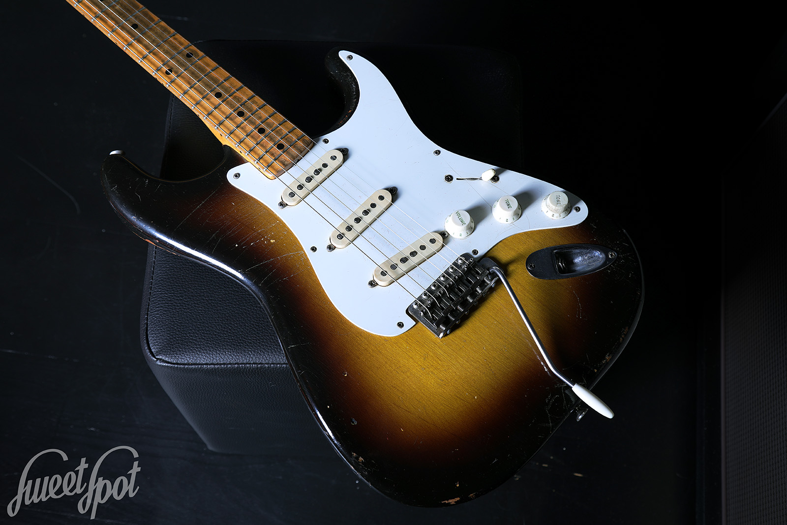 1957 Fender Stratocaster 2 Tone Sunburst -